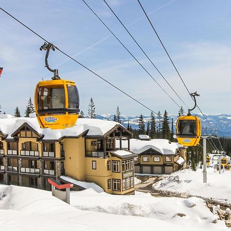 Glacier Lodge Big White Pokoj fotografie